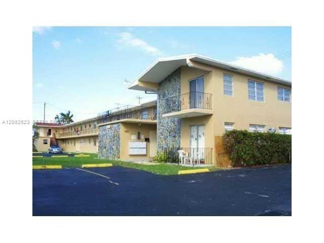 3903 SW 78th Court 103, Miami, FL 33155