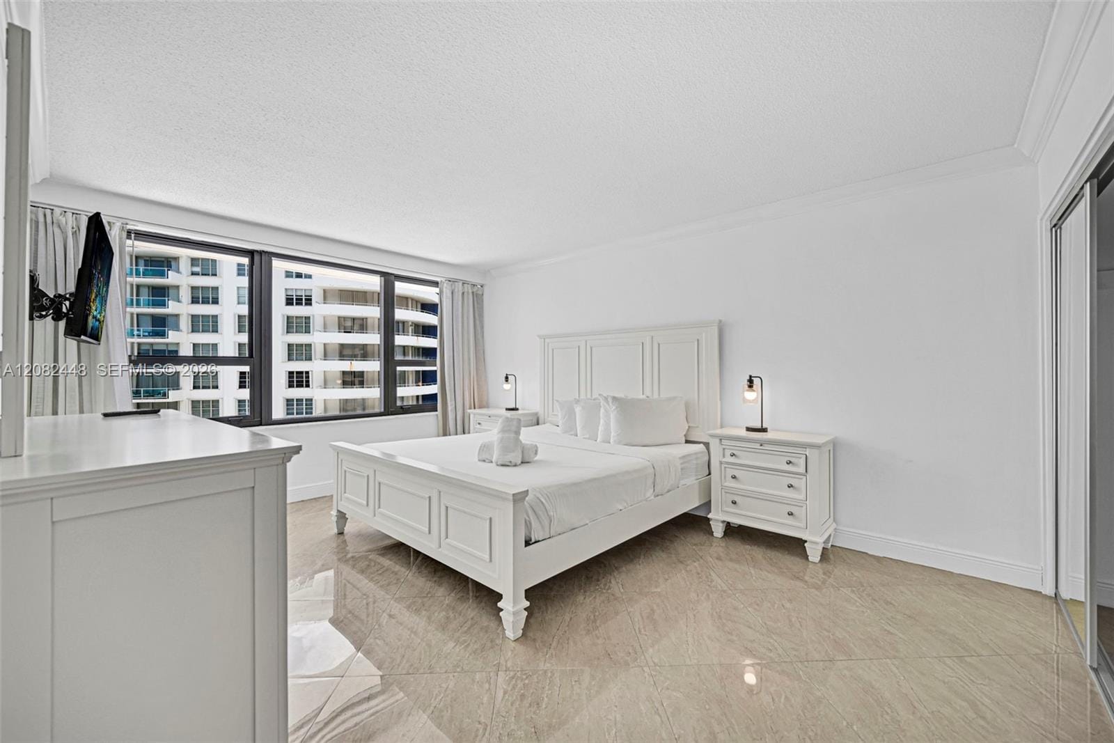 5225 Collins Avenue 1015 — photo 3
