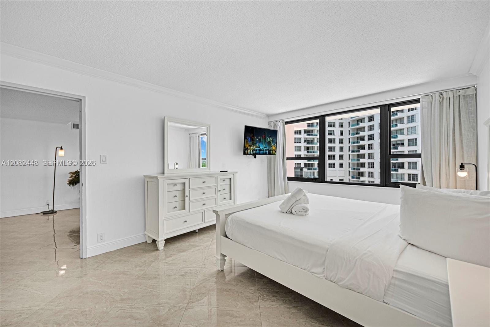 5225 Collins Avenue 1015 — photo 4