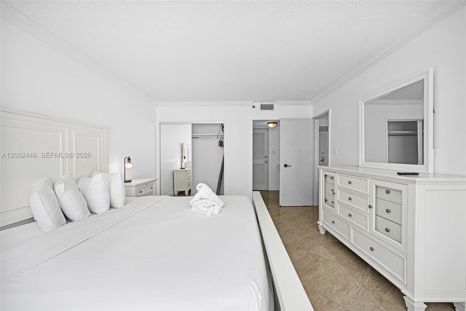 5225 Collins Avenue 1015 — photo 7