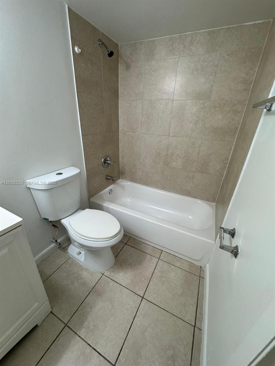 2401 Van Buren Street APT 18 — photo 10