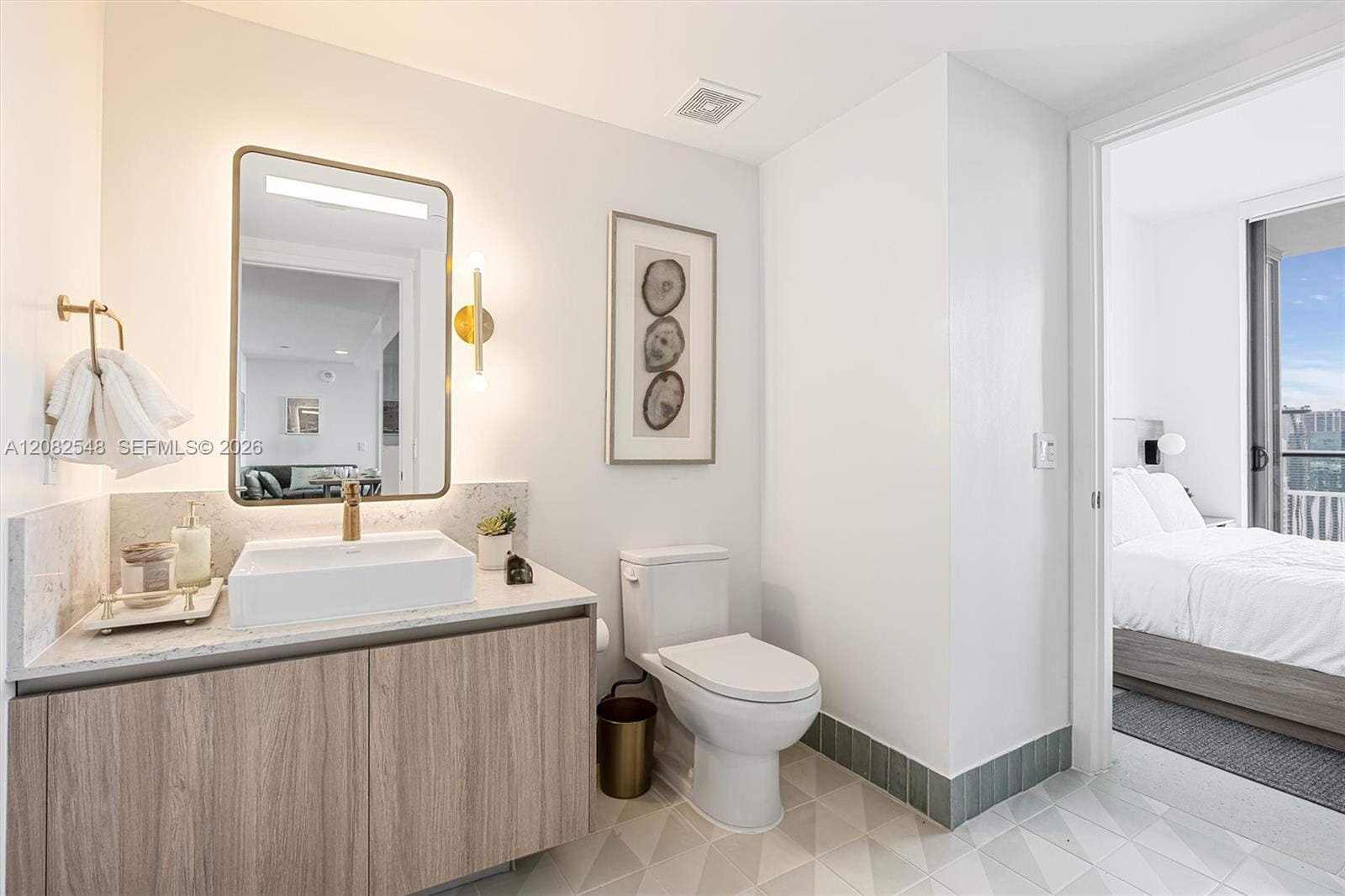 159 NE 6th Street 4305, Miami, FL 33132 photo 18