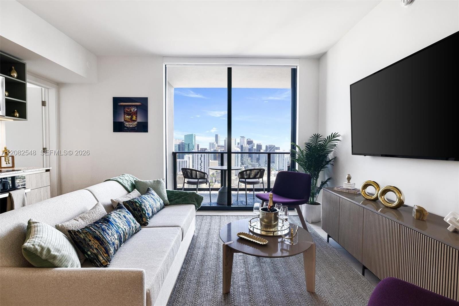 159 NE 6th Street 4305, Miami, FL 33132 photo 3