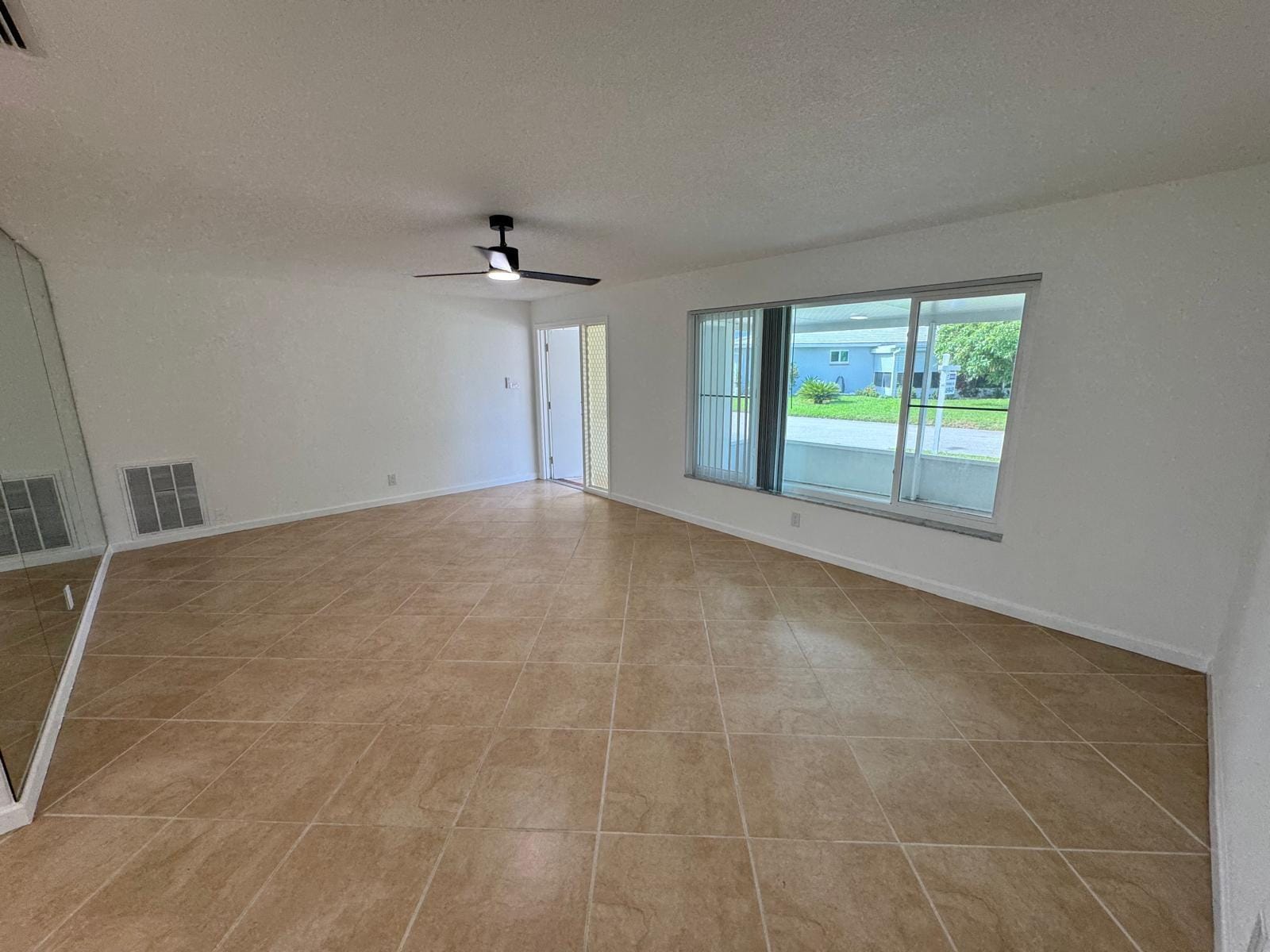 4734 NW 49th Court — photo 7