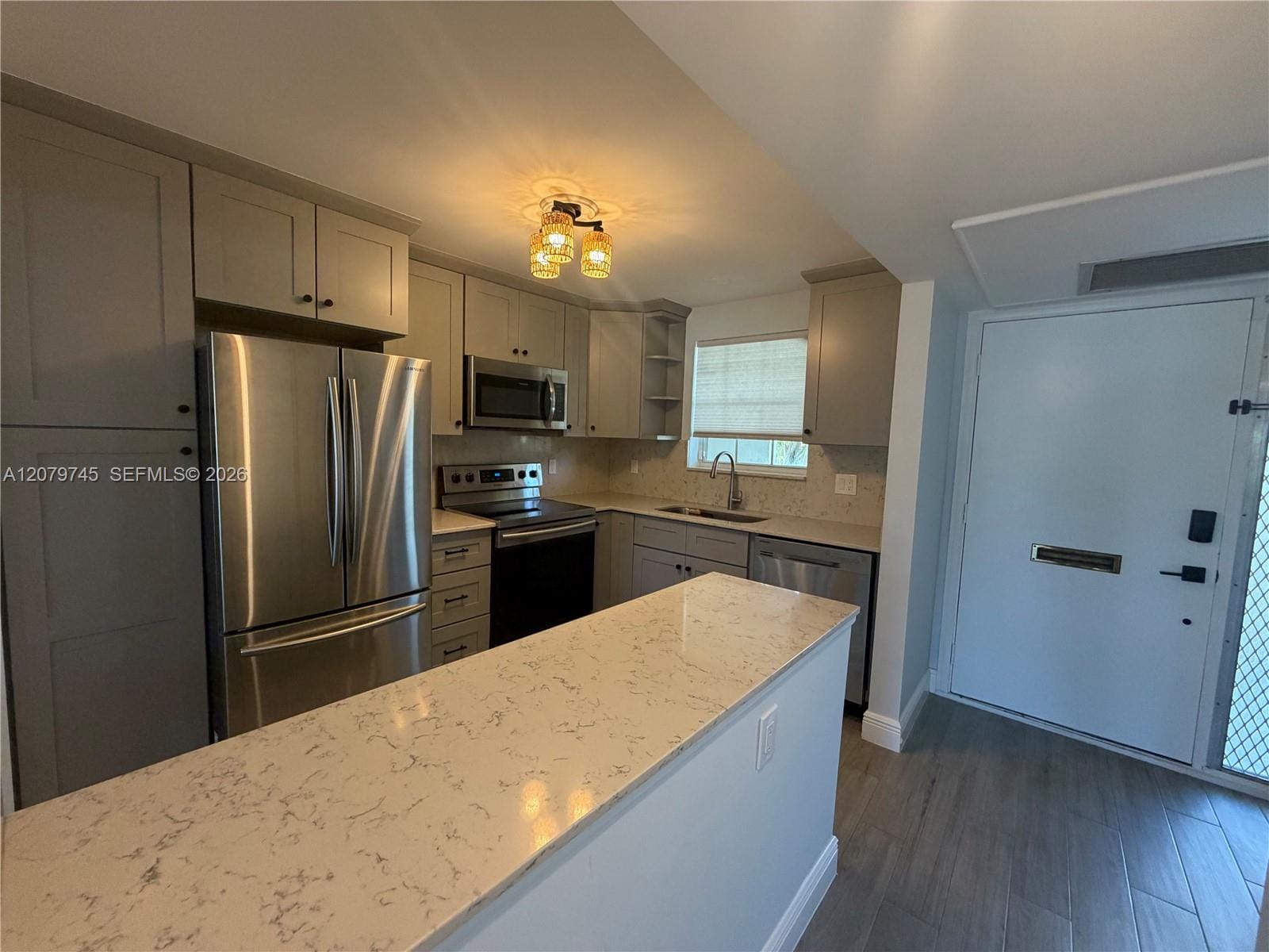 769 Jeffery Street 2-205 — photo 9