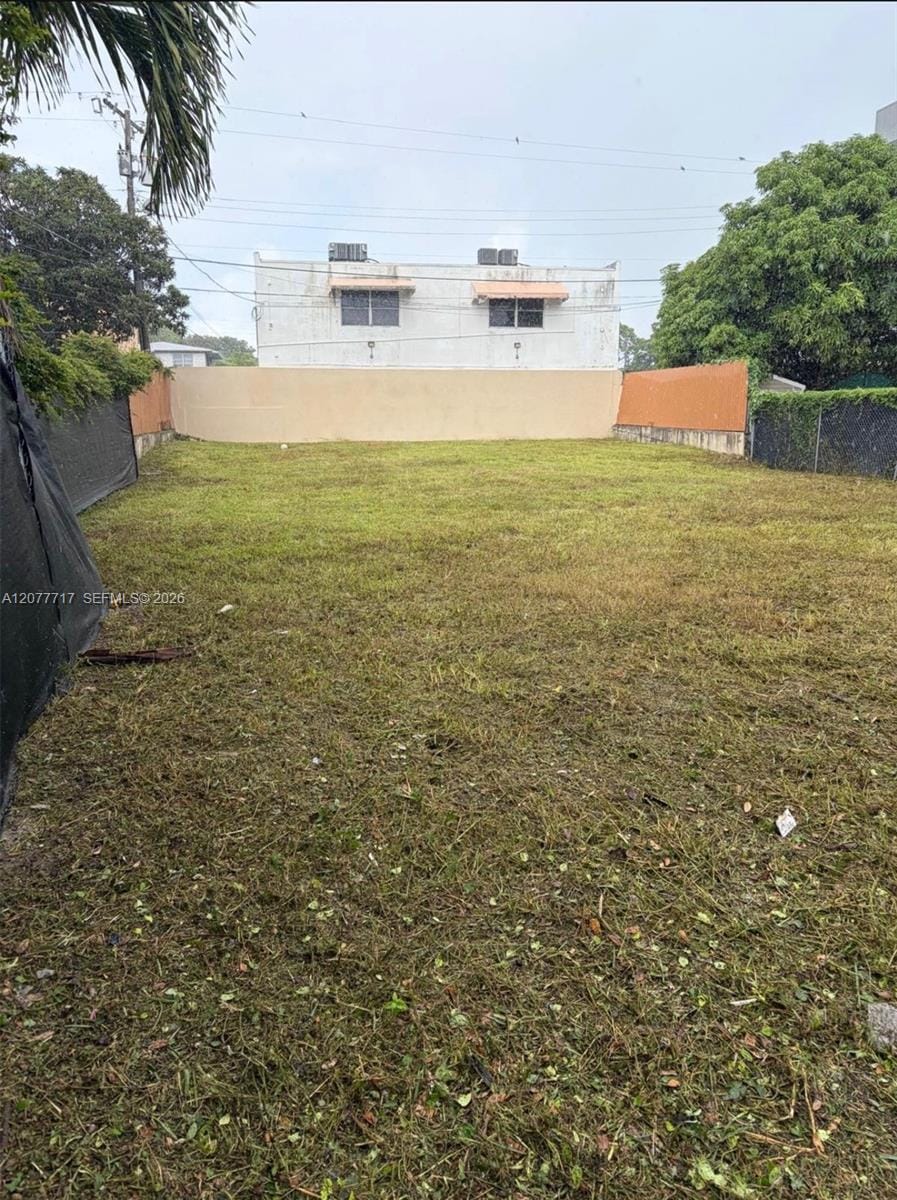 816 NW 21st Court, Miami, FL 33125