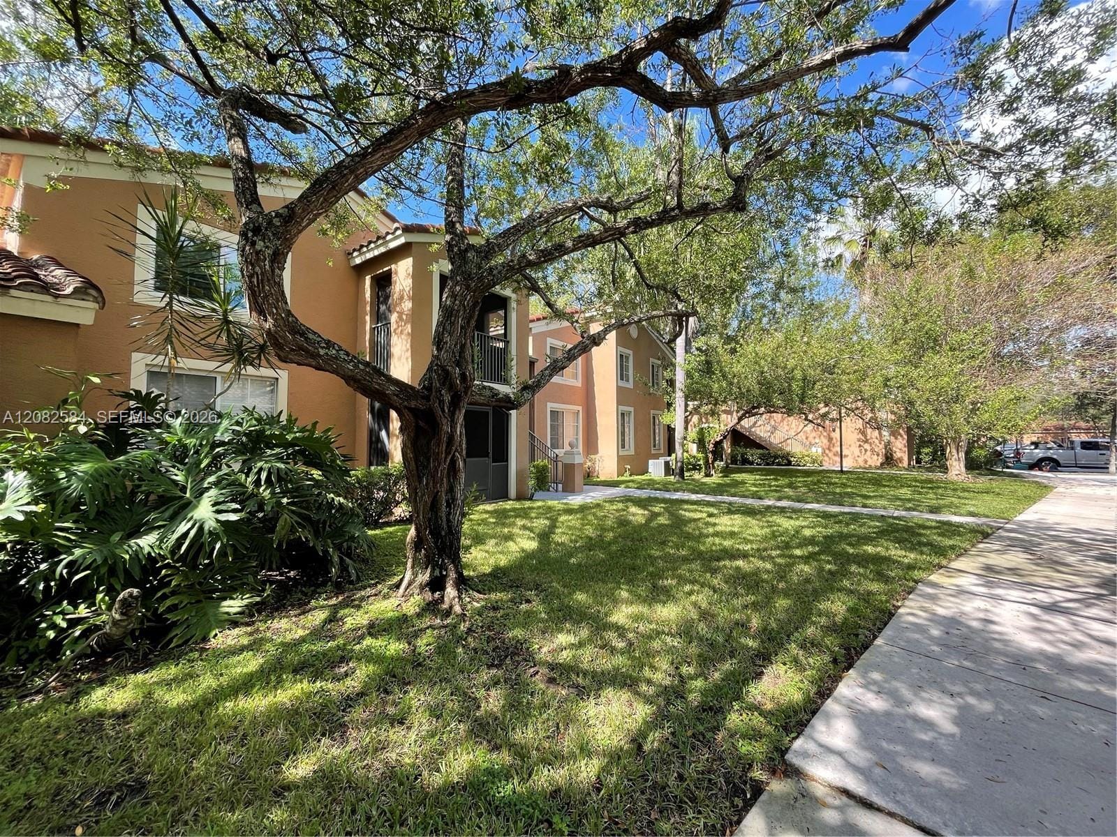 4820 N State Road 7 10108 — photo 7