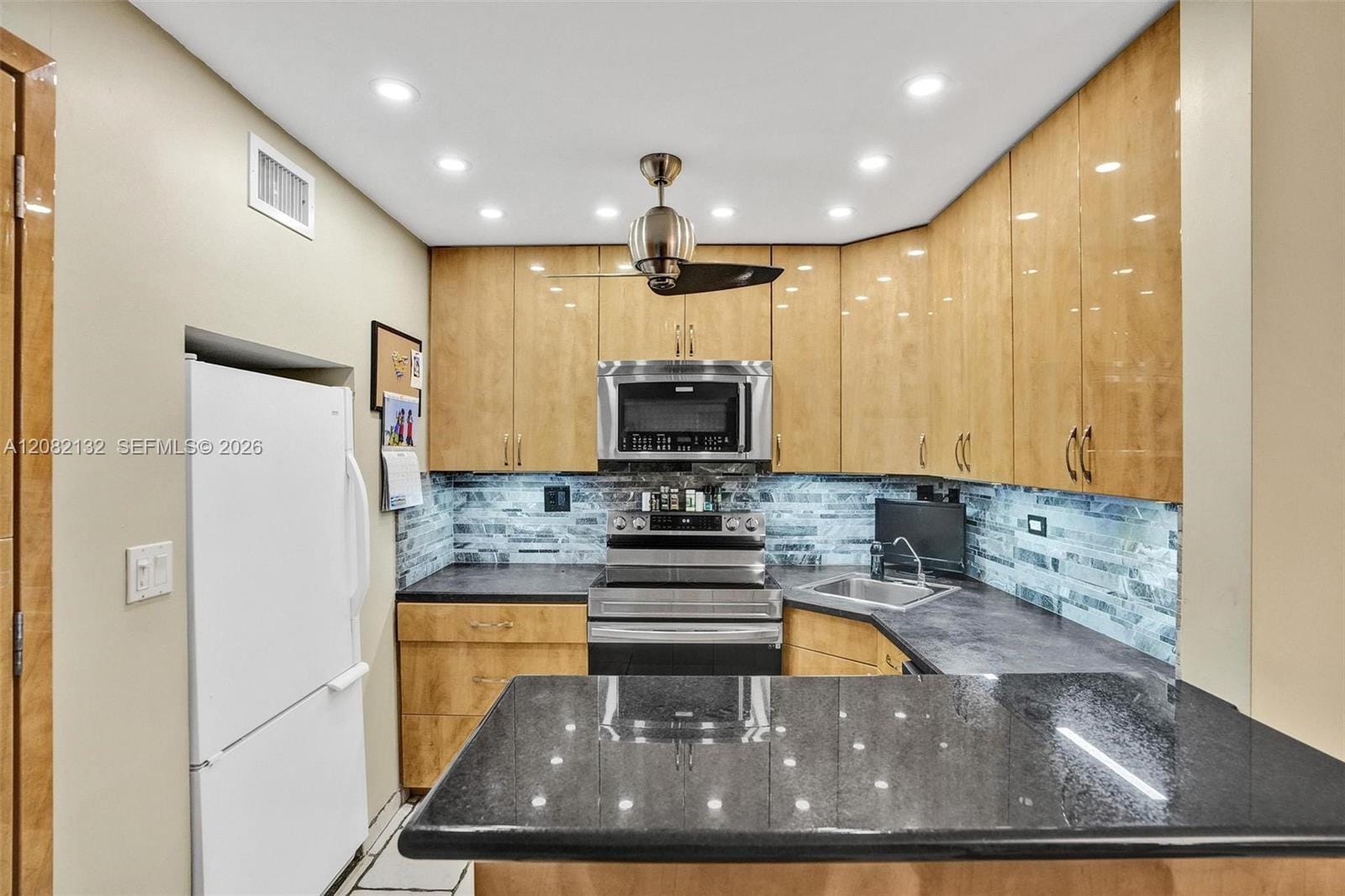 95 N Birch Road 301, Fort Lauderdale, FL 33304 photo 23