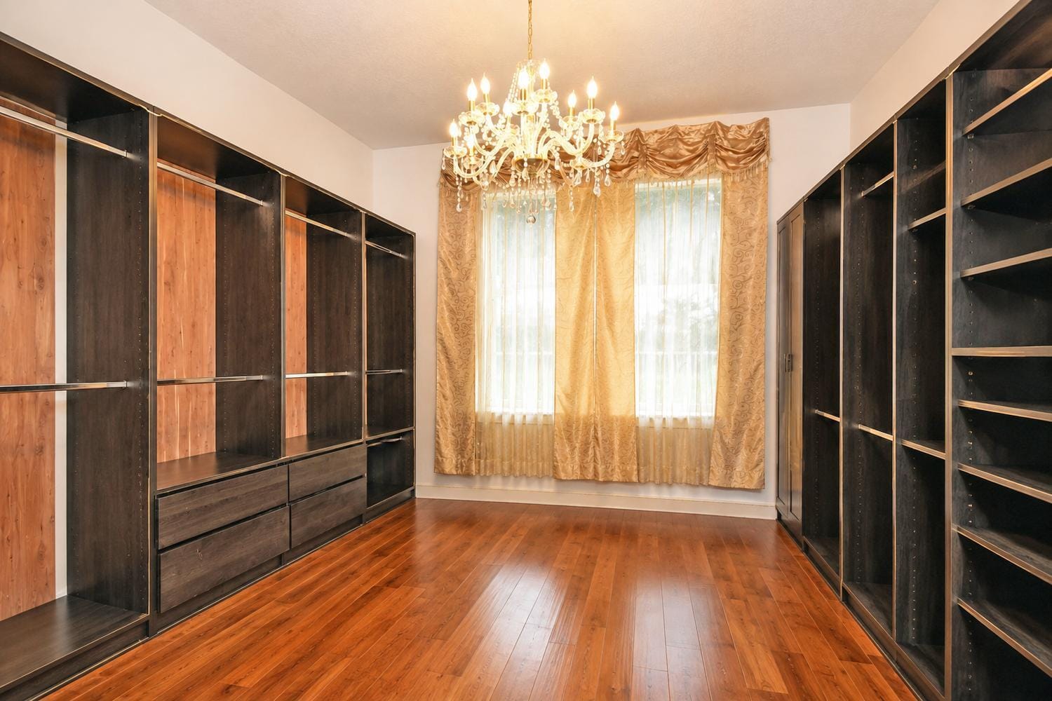 9570 Lantern Bay Circle — photo 2