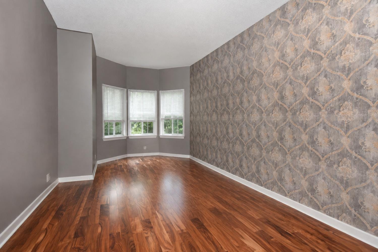 9570 Lantern Bay Circle — photo 5