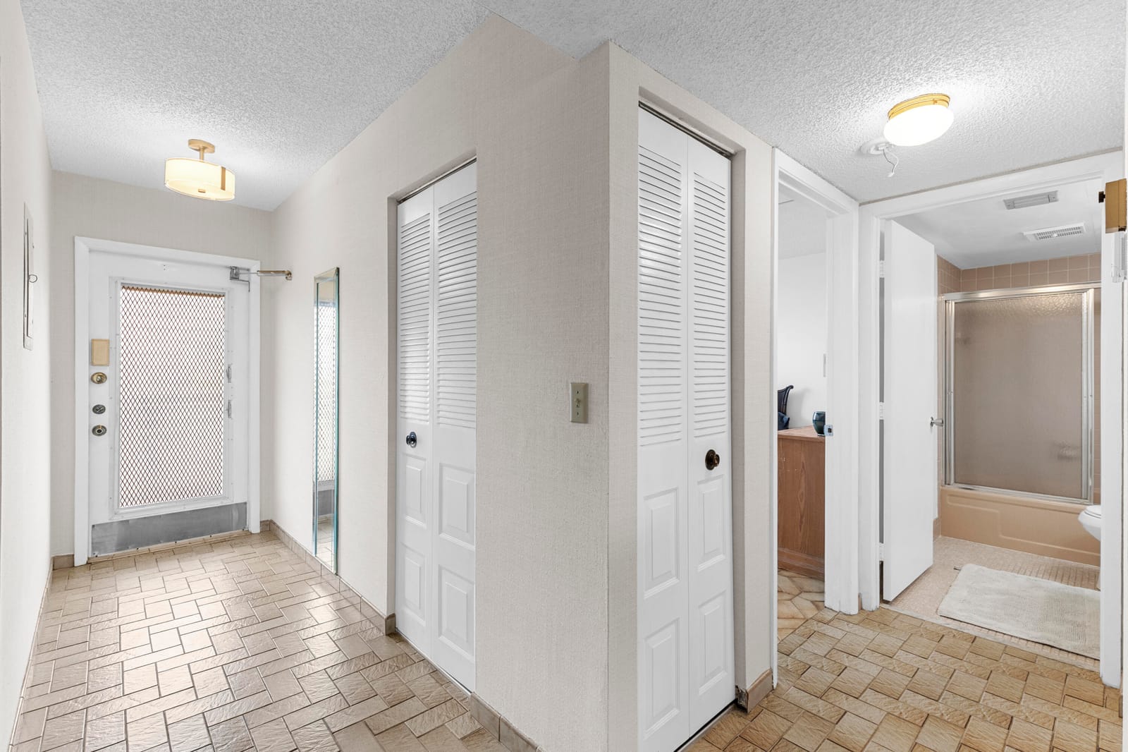 7624 NW 18TH Street 407 — photo 10