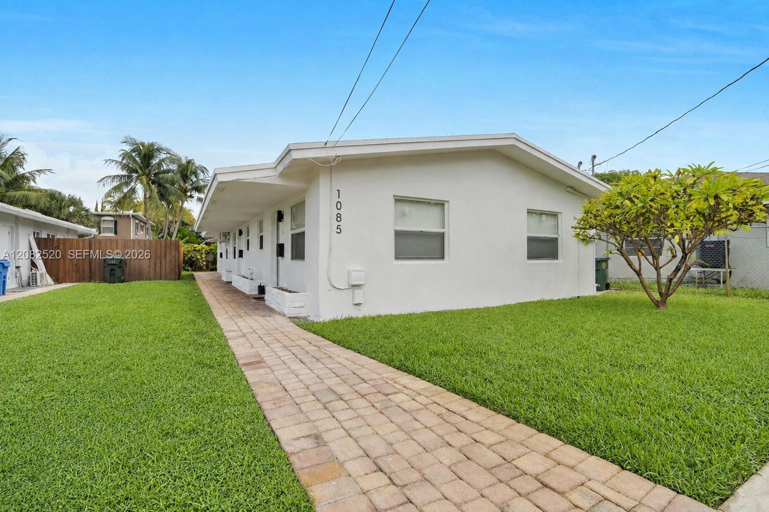 1085 NE 34th Street 3, Oakland Park, FL 33334