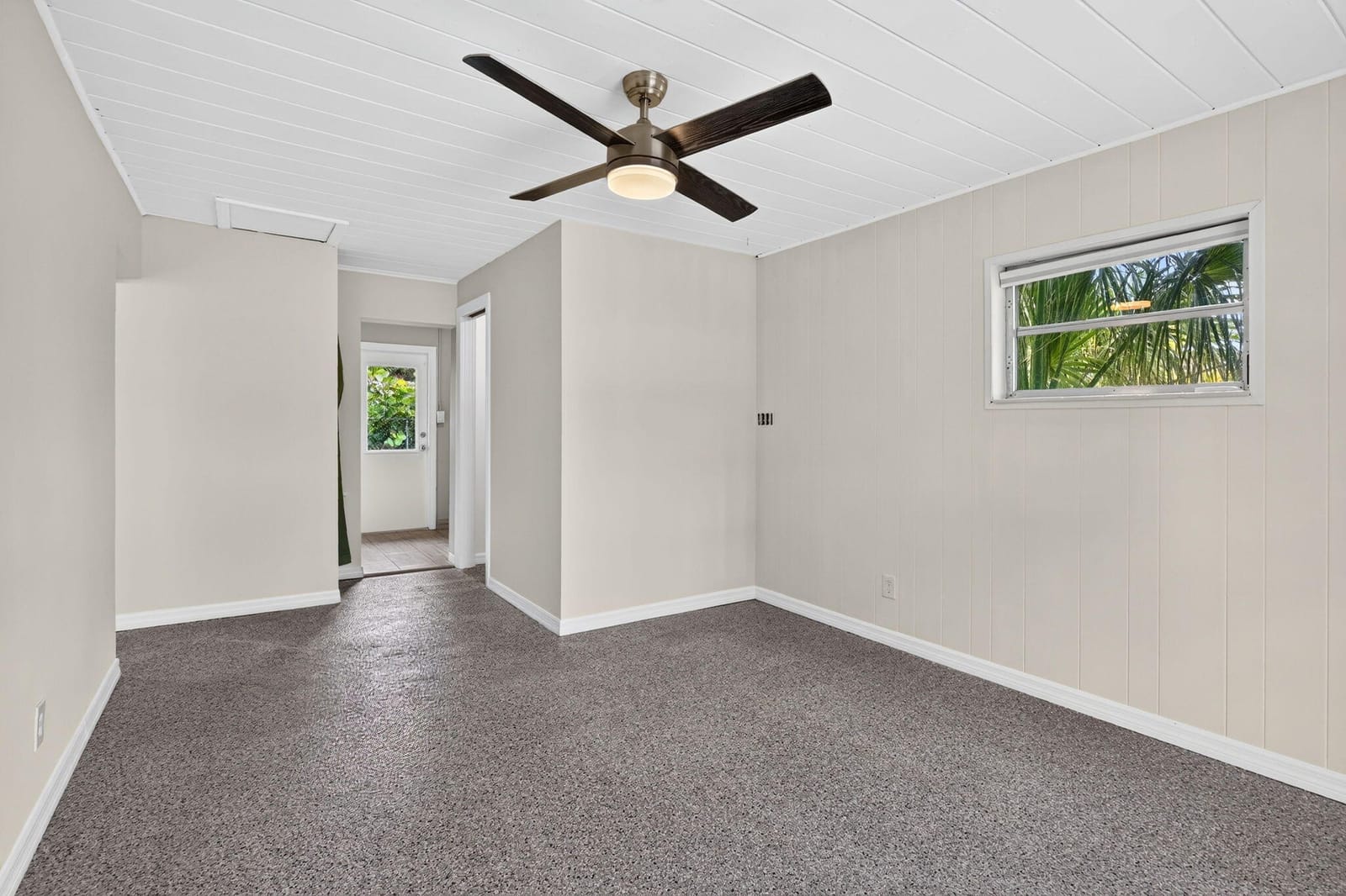 820 E 13TH Street — photo 12