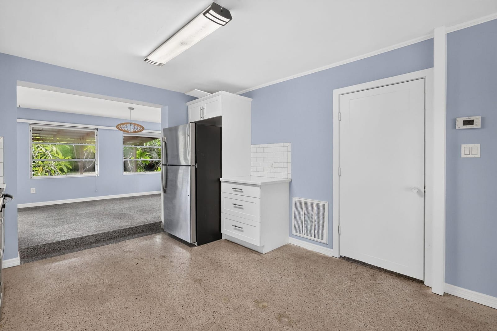 820 E 13TH Street — photo 5