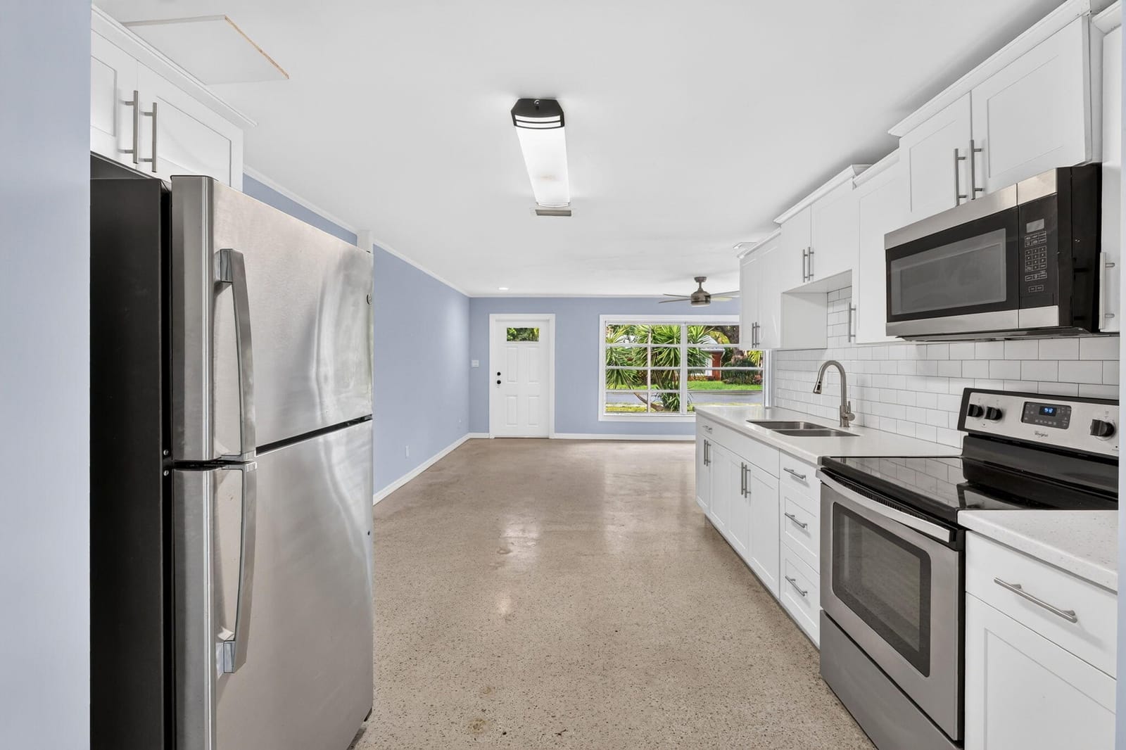 820 E 13TH Street — photo 7