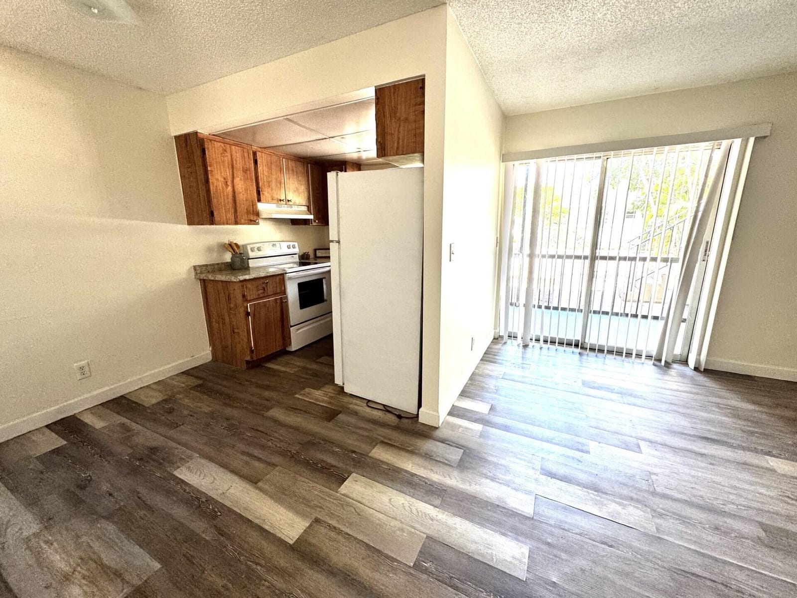117 N E Street — photo 11