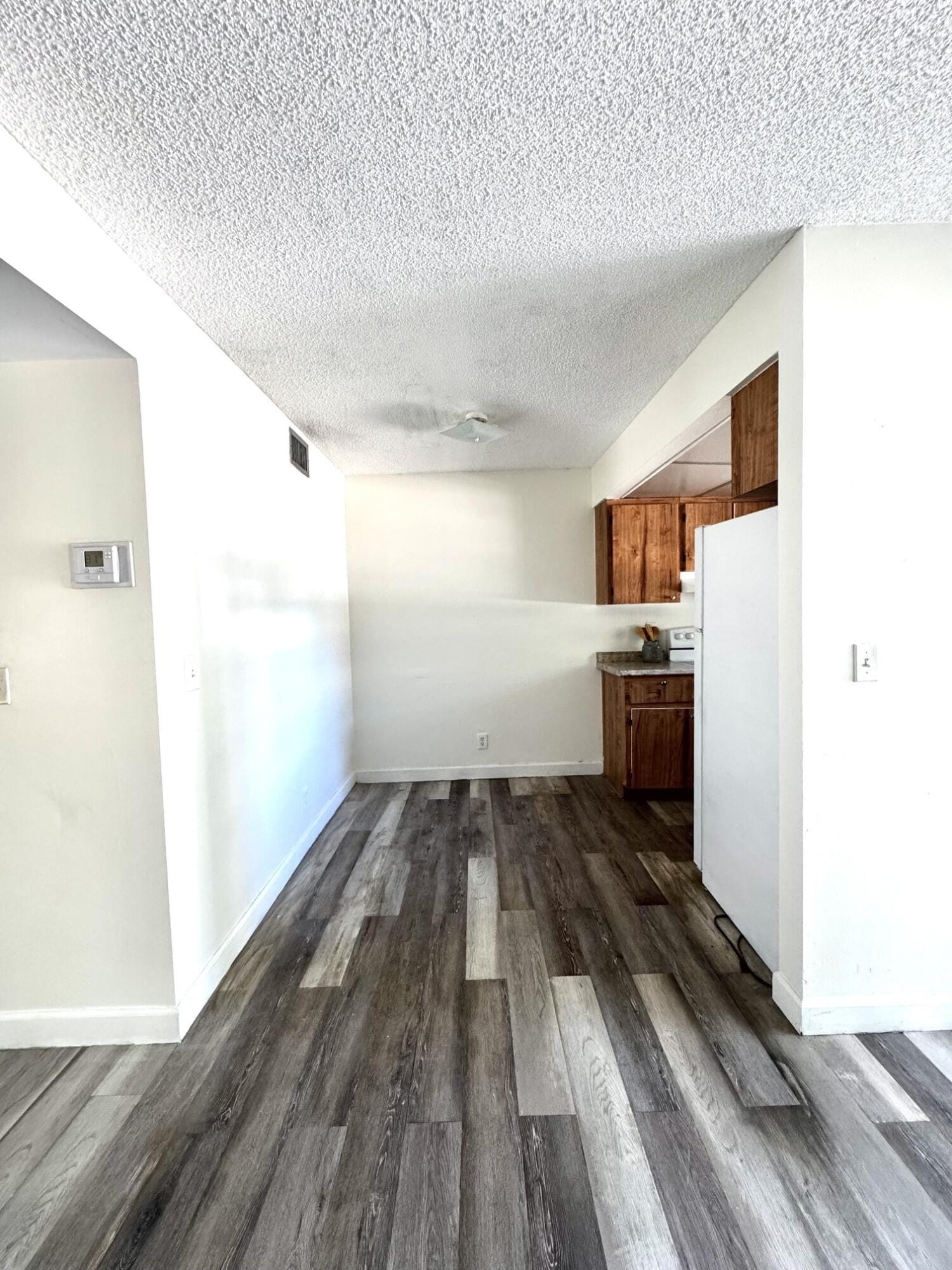 117 N E Street — photo 7