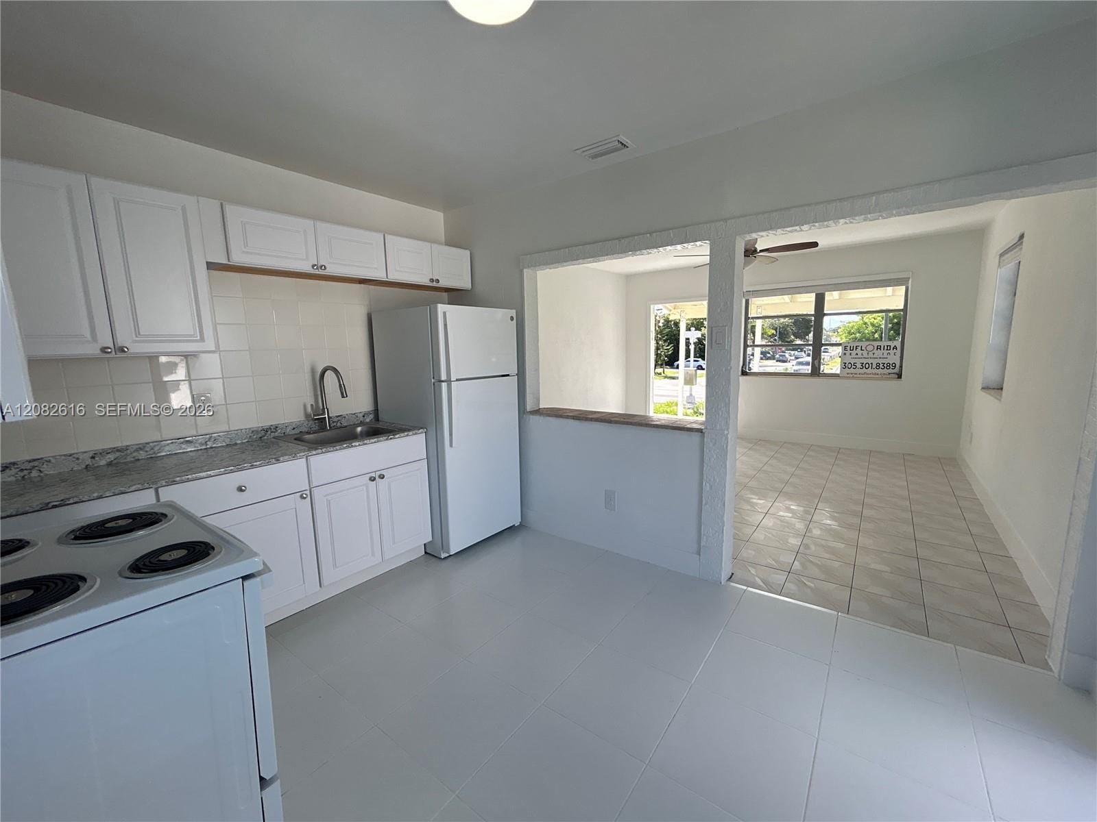 725 SW 8th Avenue A, Hallandale Beach, FL 33009 photo 9