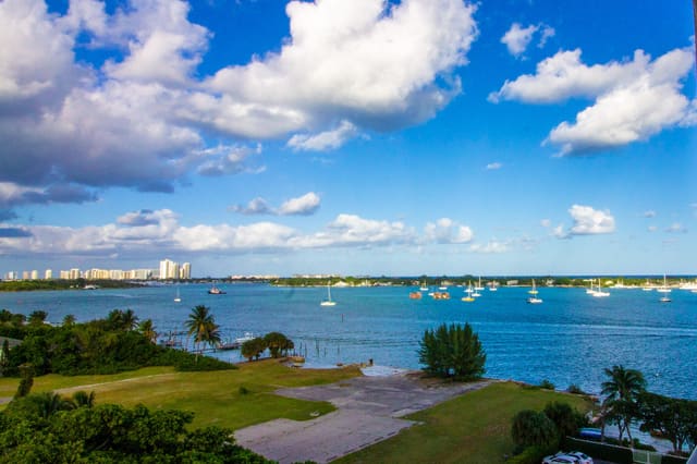 5600 N Flagler Drive, West Palm Beach, FL 33407