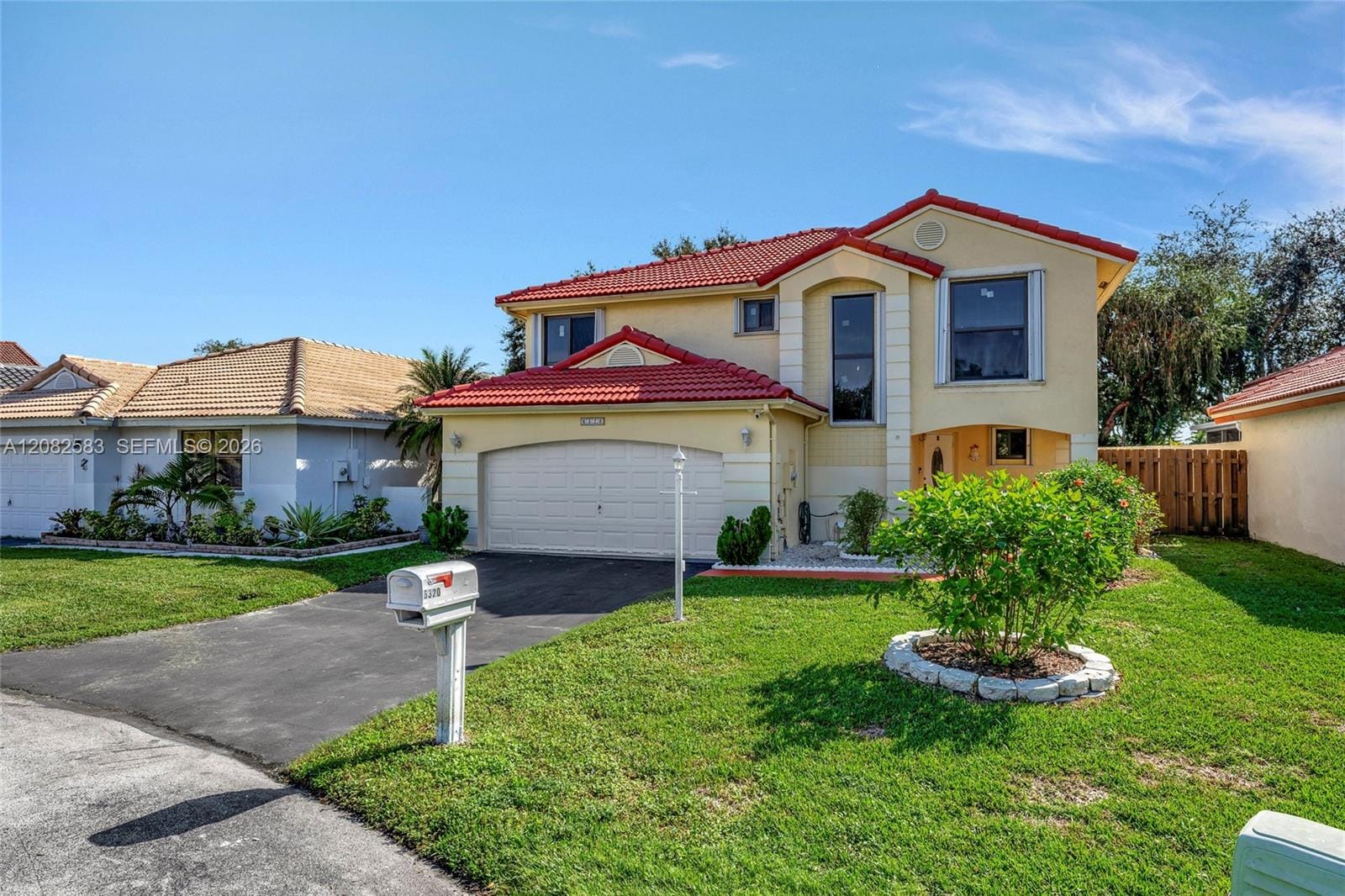 6320 Plymouth Lane, Davie, FL 33331 photo 2