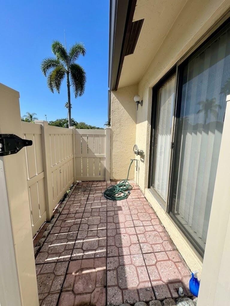 535 BANKS Road 2-521, Margate, FL 33063 photo 20