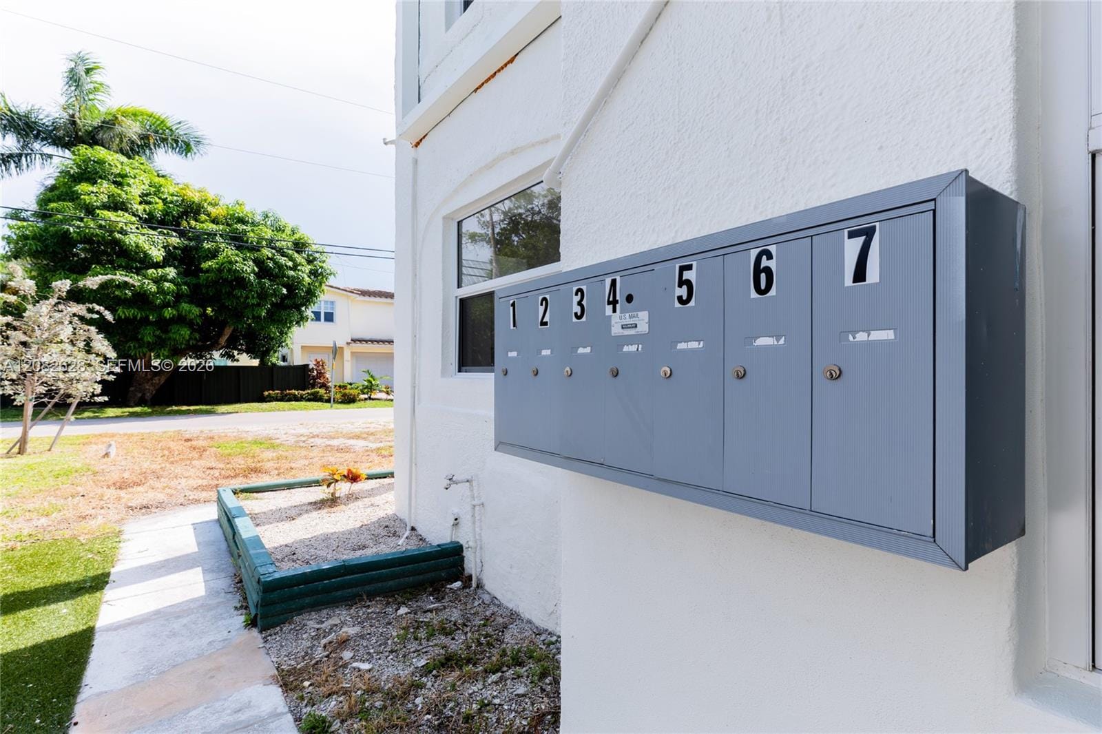 709 SW 4th Court 3 — photo 12