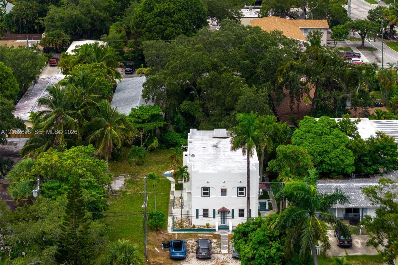 709 SW 4th Court 3