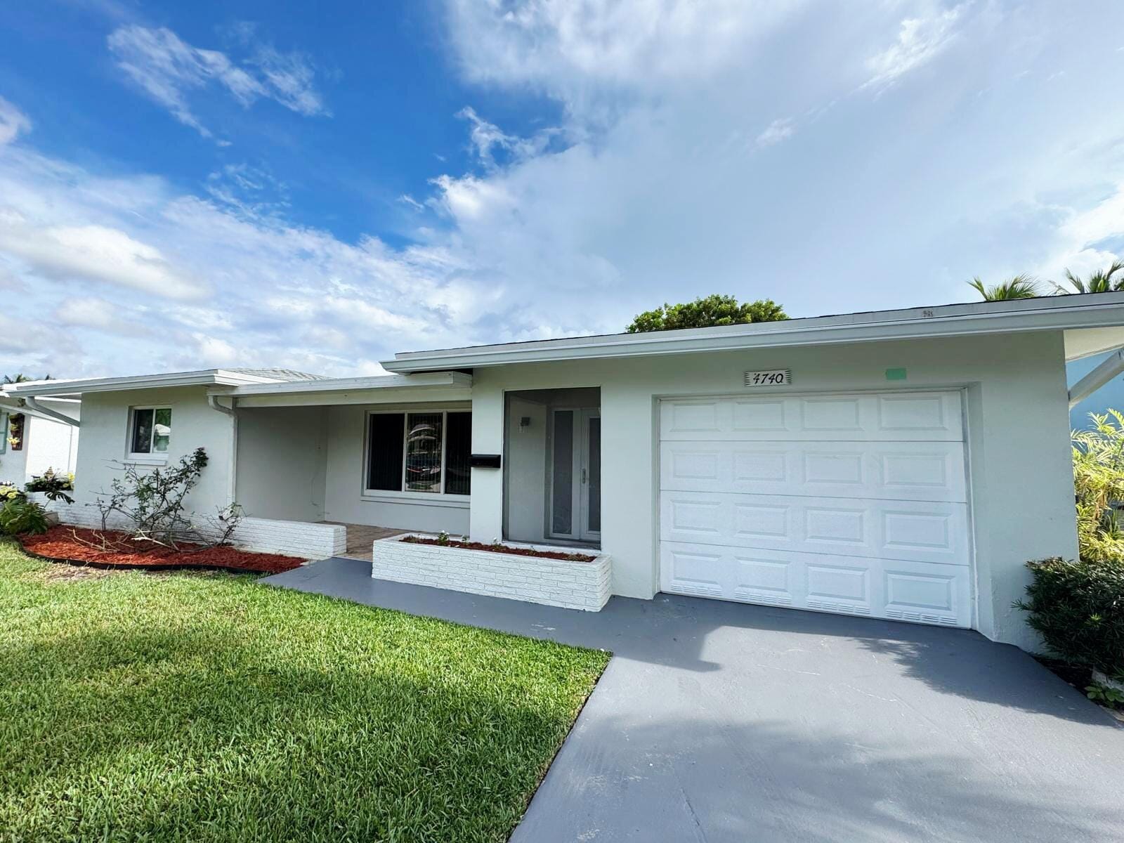 4740 NW 49TH Court, Tamarac, FL 33319 photo 2