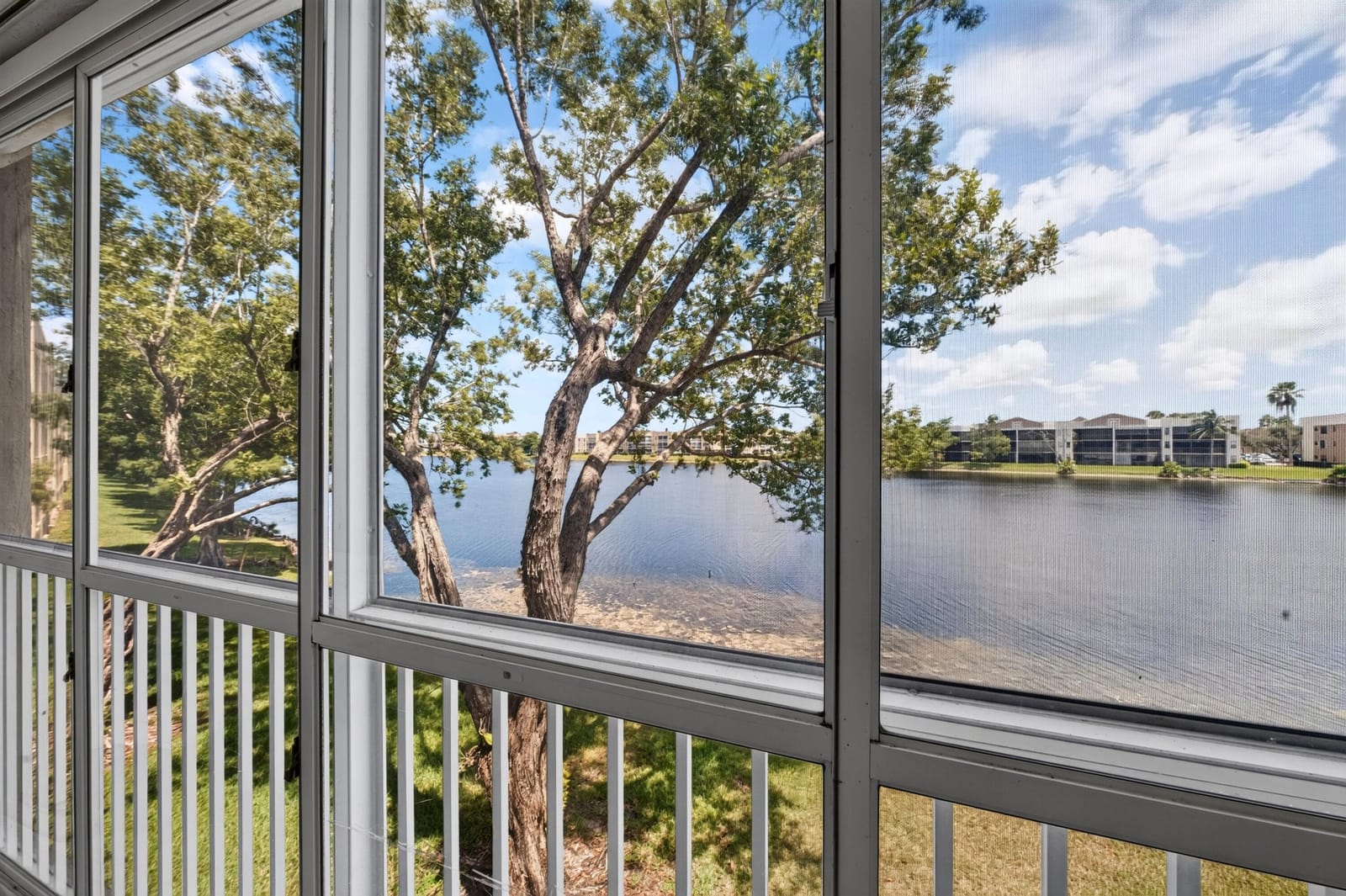 7348 N DEVON Drive 203, Tamarac, FL 33321 photo 28