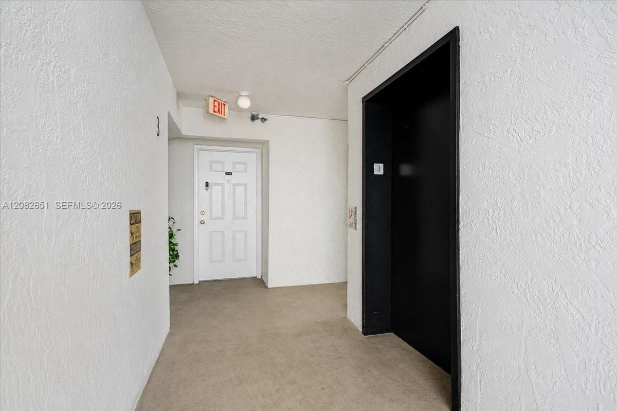 1975 Normandy Drive 303 — photo 2