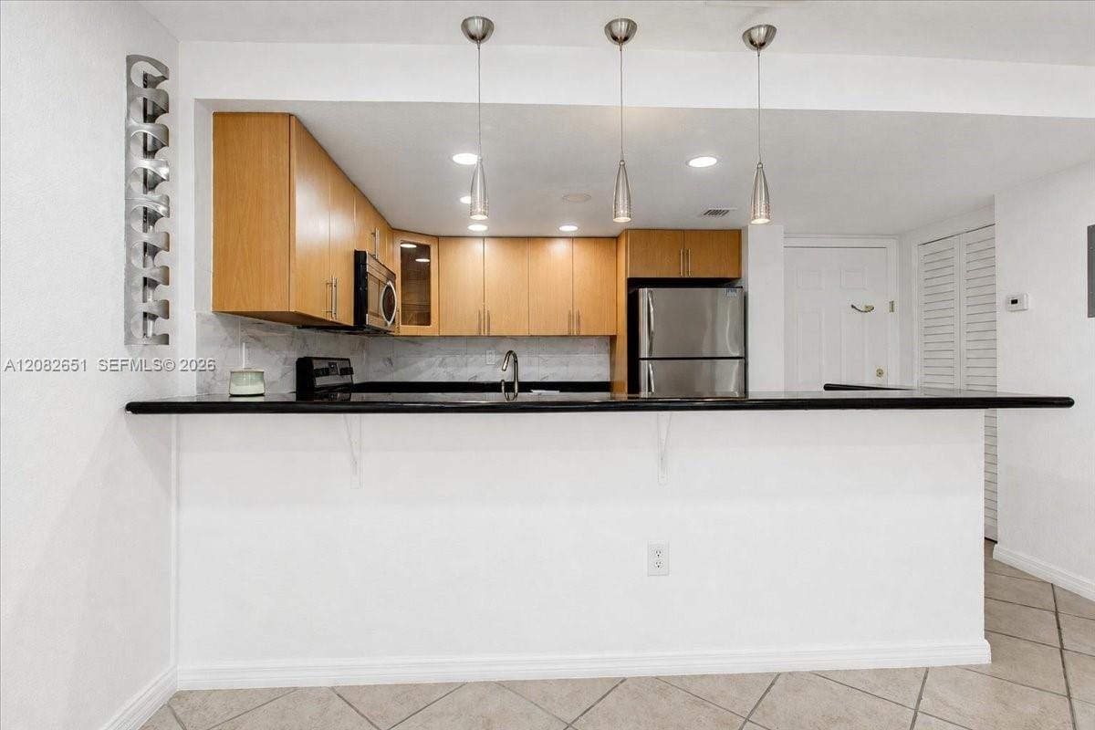 1975 Normandy Drive 303 — photo 7