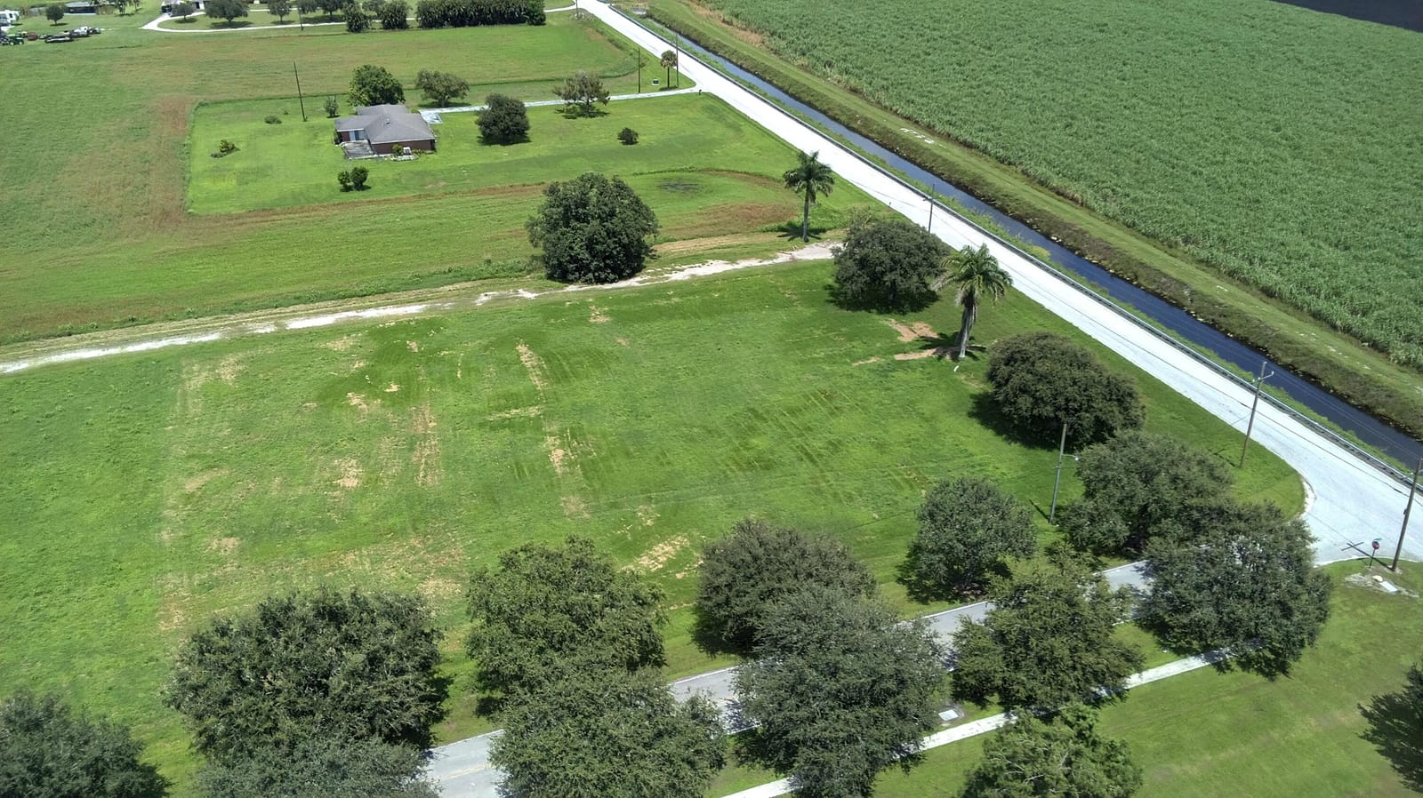 10 Congleton Drive, Belle Glade, FL 33430 photo 4