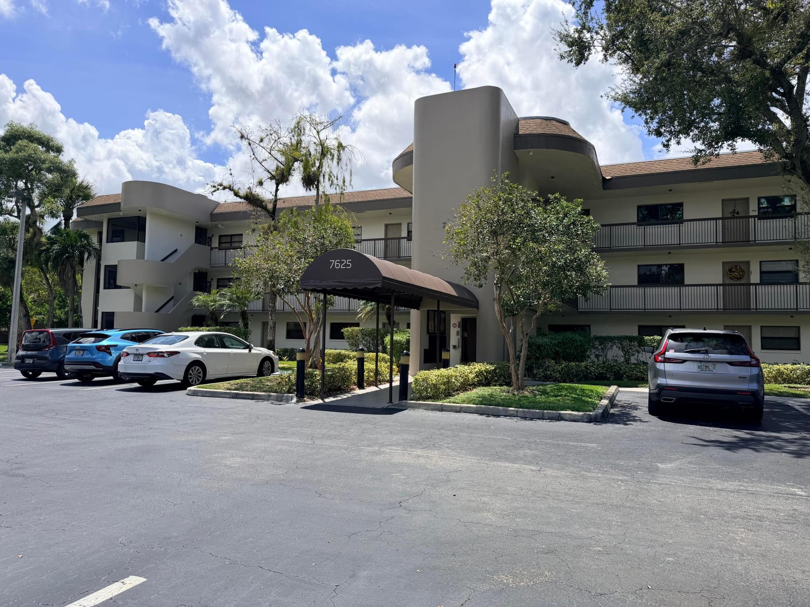 7625 NW 79th Avenue Unit 107, Tamarac, FL 33321