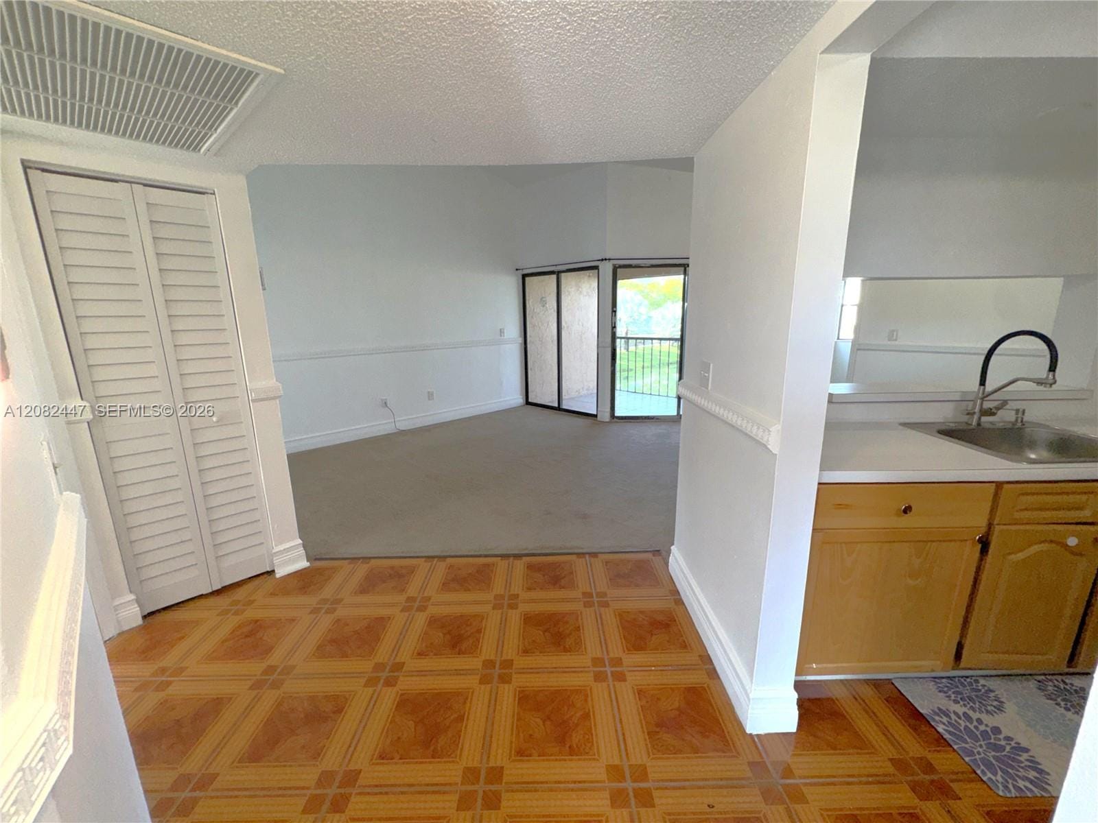 1190 Washington Circle 1190E — photo 7