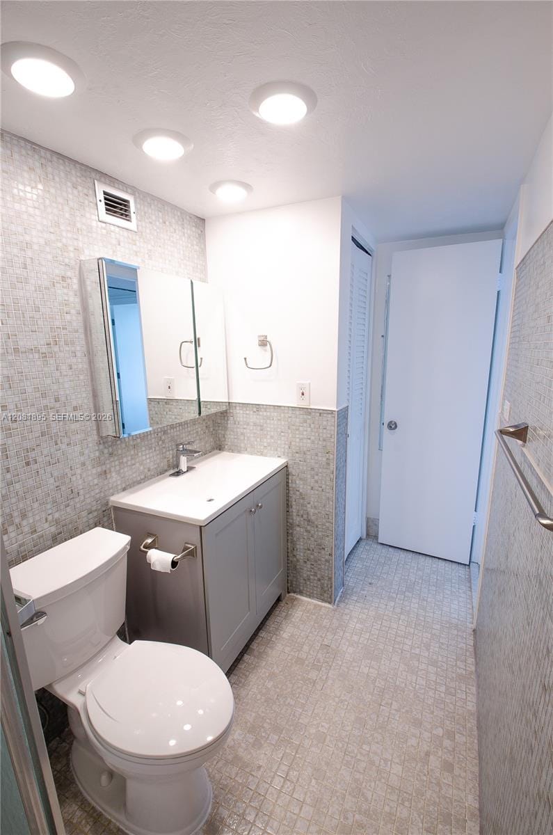 2150 Sans Souci Boulevard B305, North Miami, FL 33181 photo 24