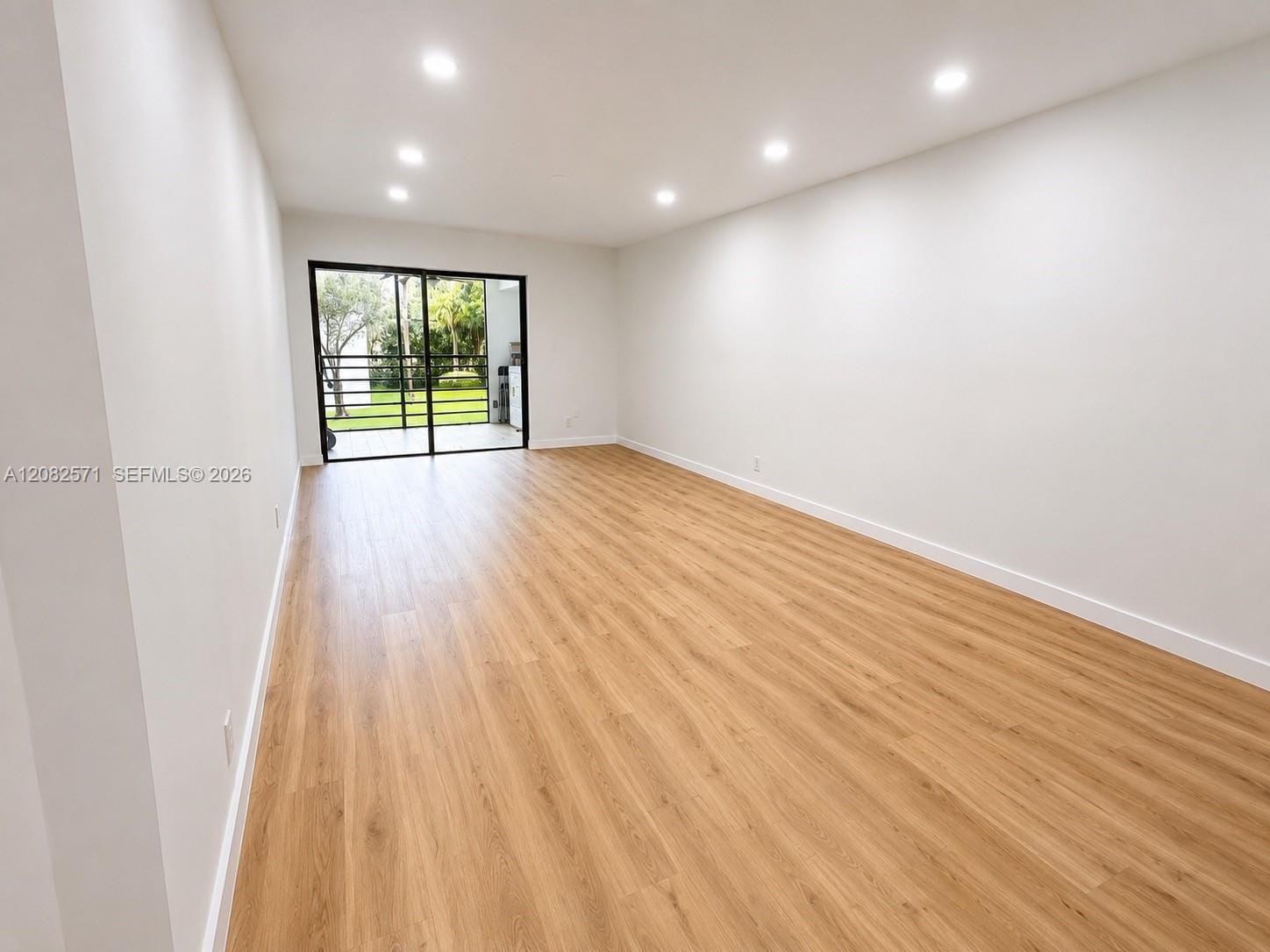 9233 SW 8th Street 207 — photo 7