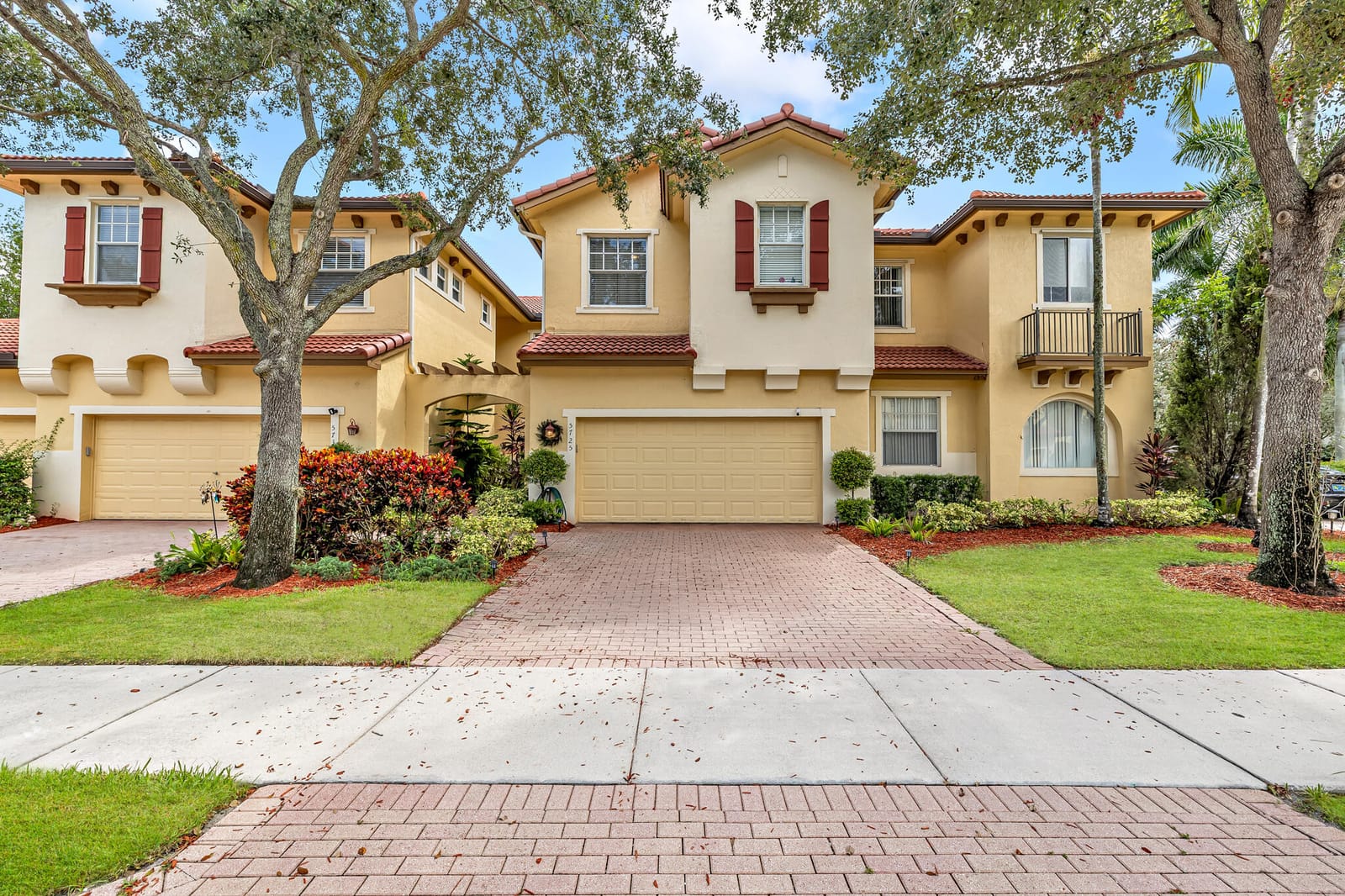 5725 NW 120th Avenue, Coral Springs, FL 33076 photo 2