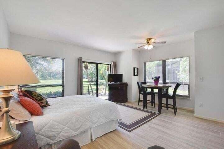 13334 Polo Club Road 251, Wellington, FL 33414