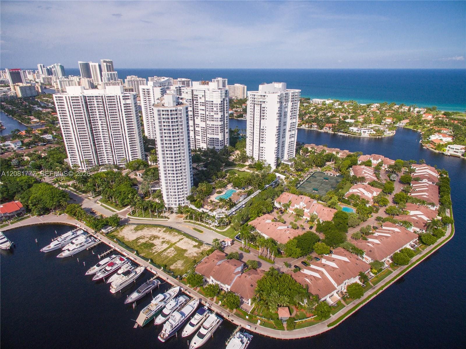 21200 NE Point Place 1404, Aventura, FL 33180
