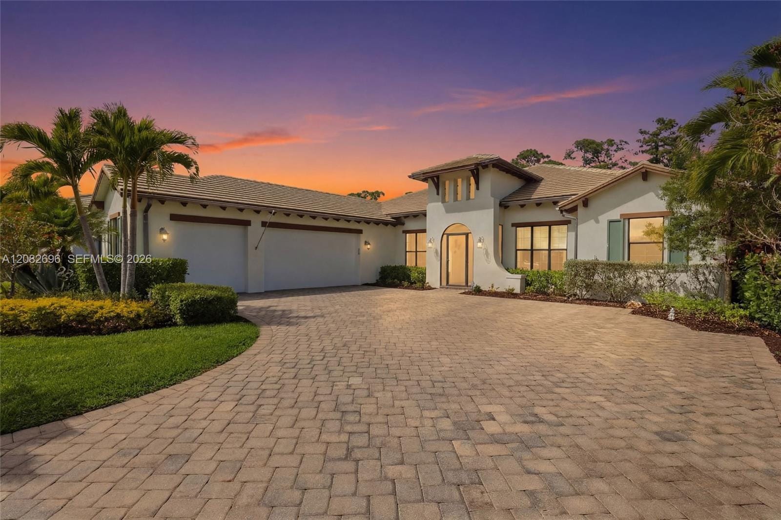 2303 Somerset Place, FL 34120