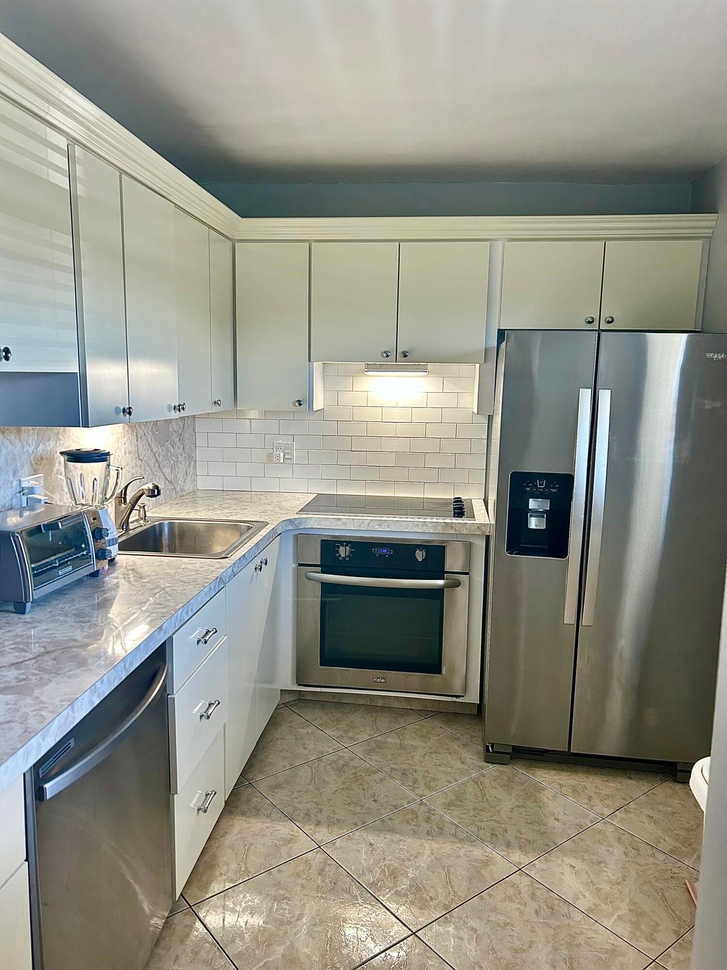 2600 NE 1st Lane Apt 205 — photo 4