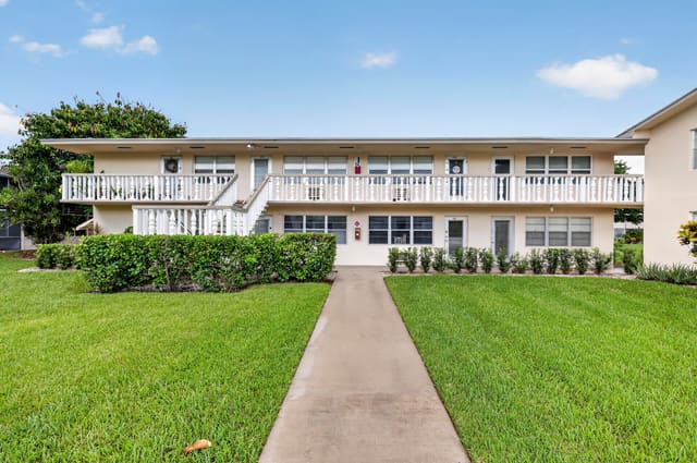 210 CANTERBURY J 210, West Palm Beach, FL 33417