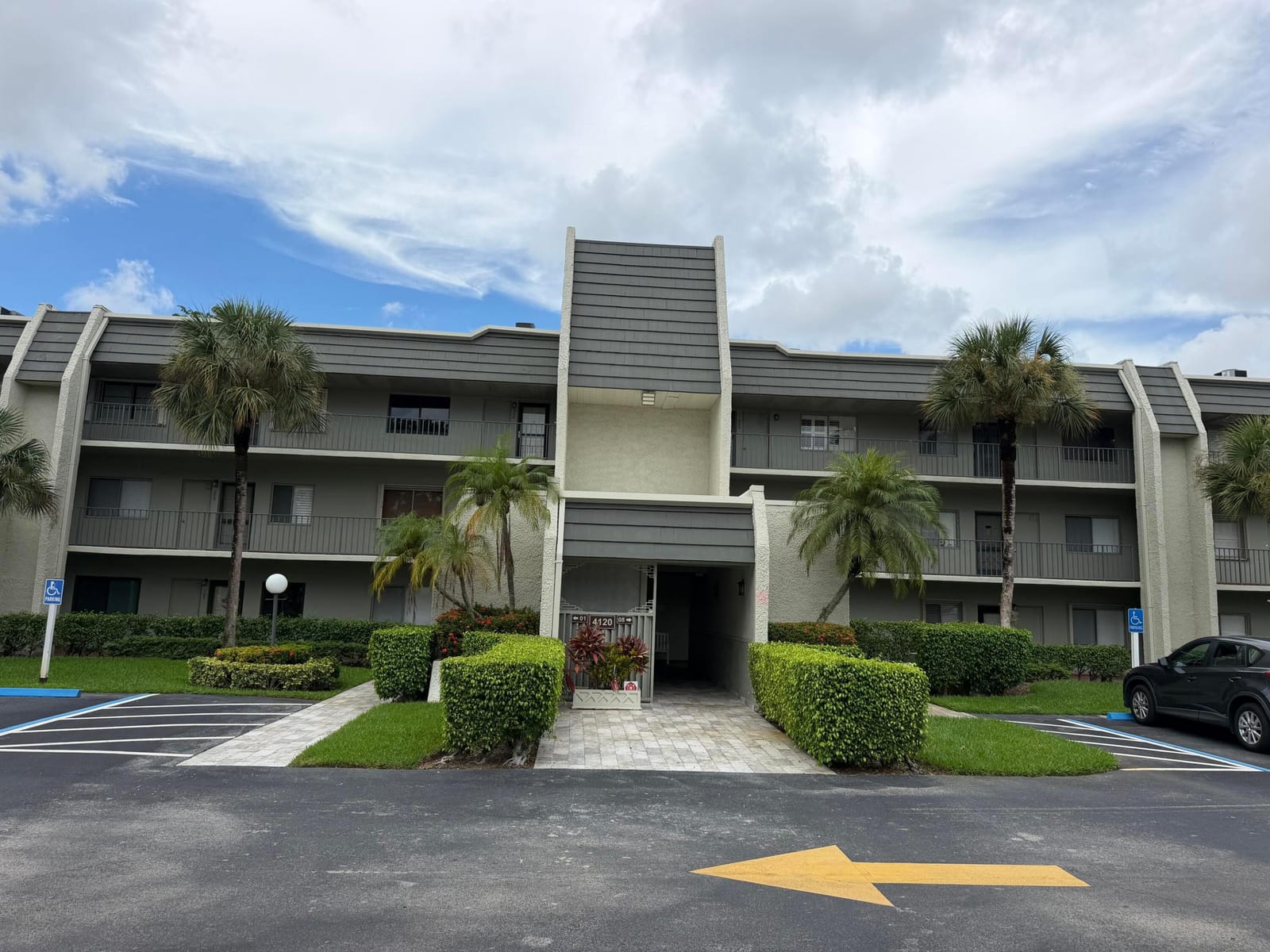 4120 Tivoli Court 208, Lake Worth, FL 33467