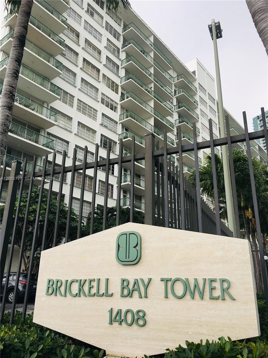 1408 Brickell Bay Drive 912 — photo 2