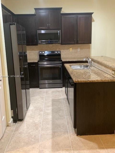 242 SW 7th Court 242, Pompano Beach, FL 33060 photo 13