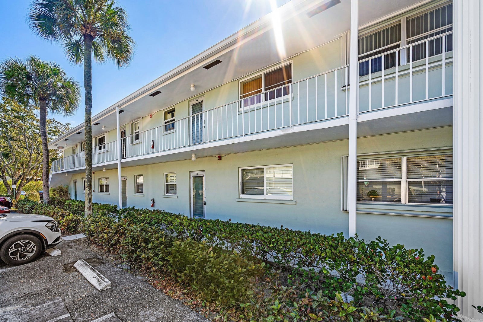 2440 SW 22ND Avenue 703 — photo 2