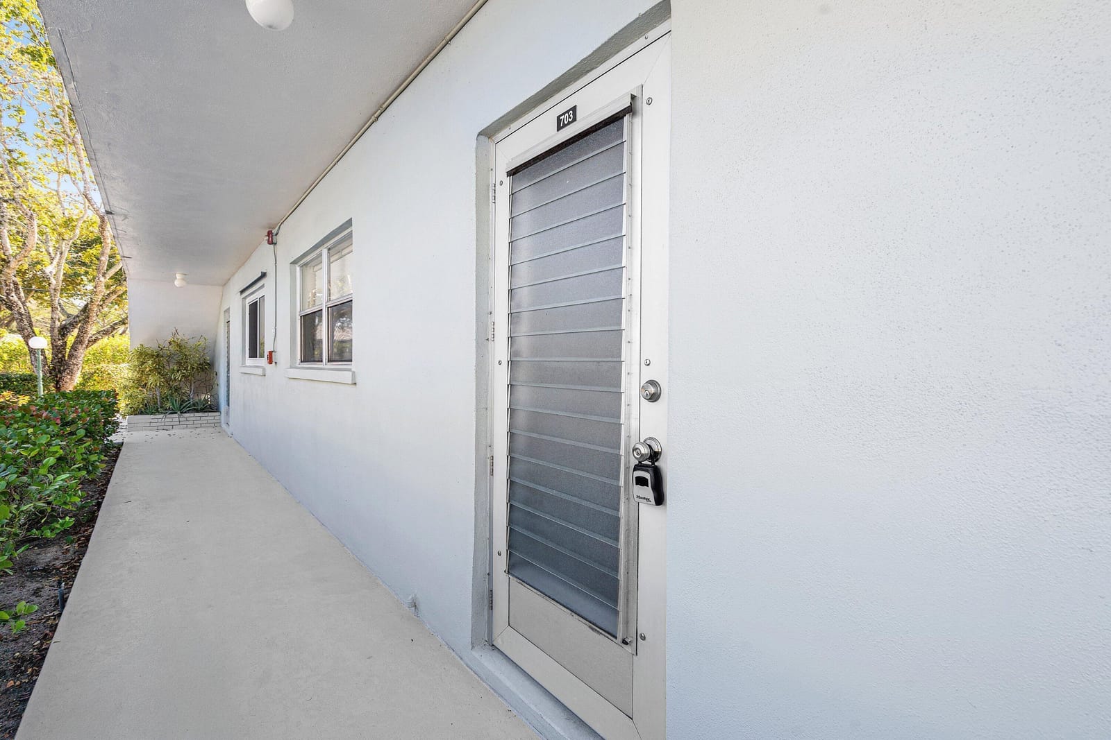 2440 SW 22ND Avenue 703 — photo 3