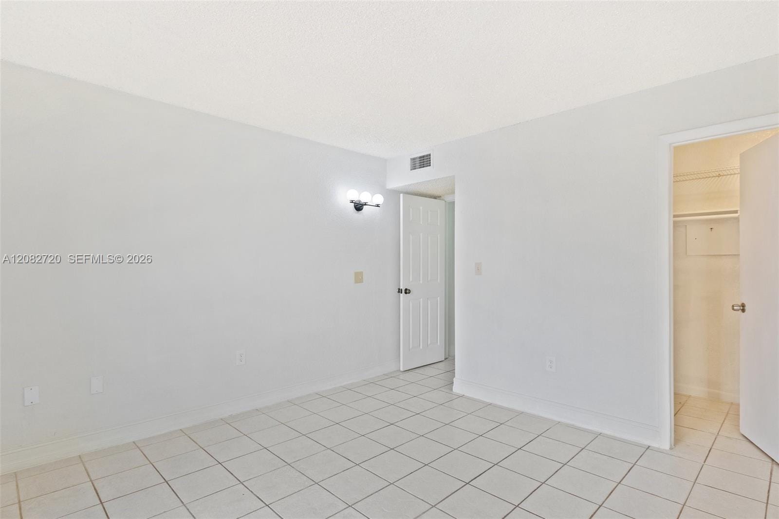 1300 W 47th Place 223, Hialeah, FL 33012 photo 23