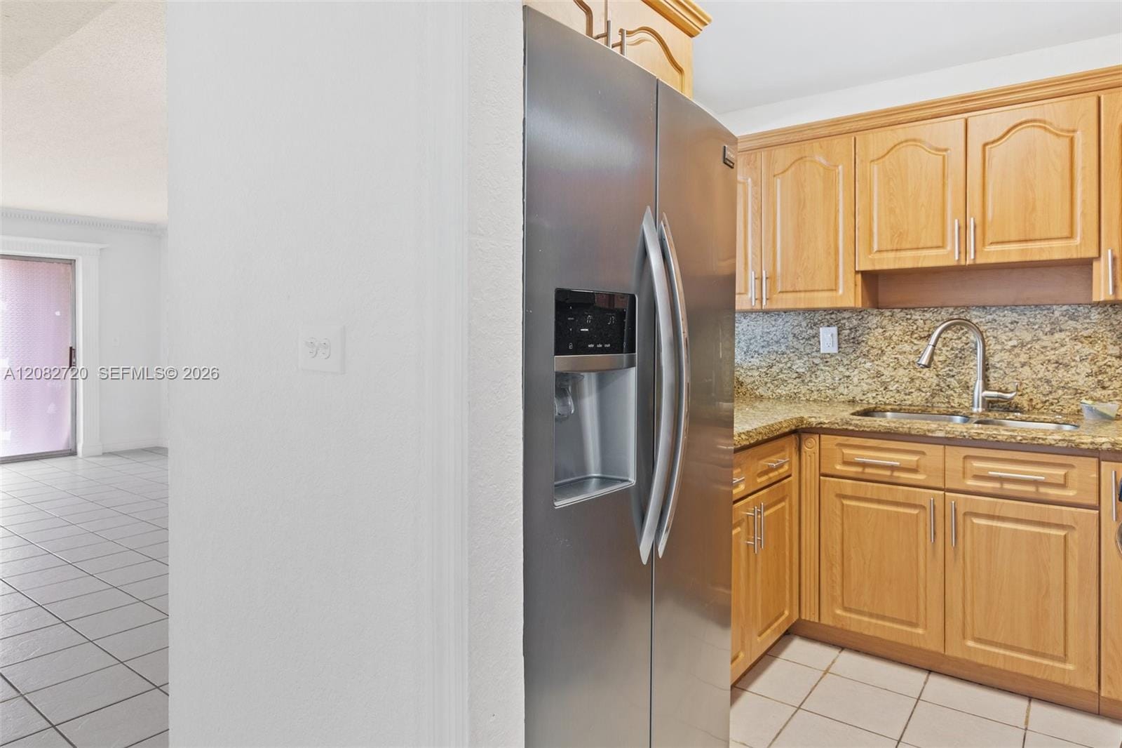 1300 W 47th Place 223, Hialeah, FL 33012 photo 7