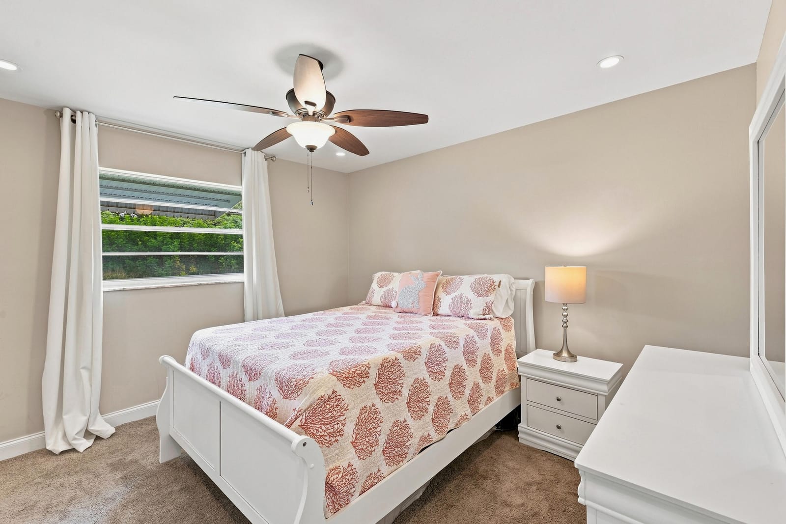 435 BLUEBIRD Lane, Delray Beach, FL 33445 photo 13